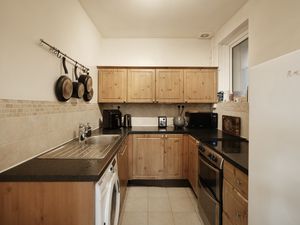 Kitchen- click for photo gallery